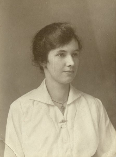 1916-09-28_dorothy_chapman _dorothy_chapman.jpg