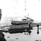 _salvage_of_valedca_ii_at_freshwater_iow_uk2_small.jpg
