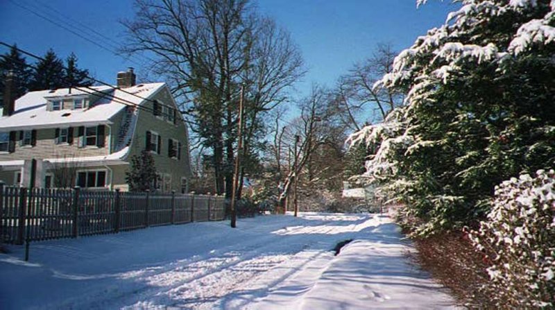 2000 Dec - Locust Winter & Christmas 00011 declocustwinterchristmas00011.jpg