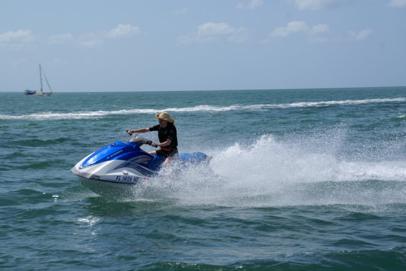 bumpnridejetski090.jpg