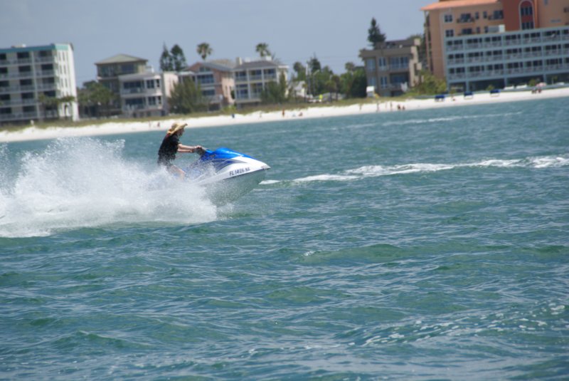 bumpnridejetski099.jpg
