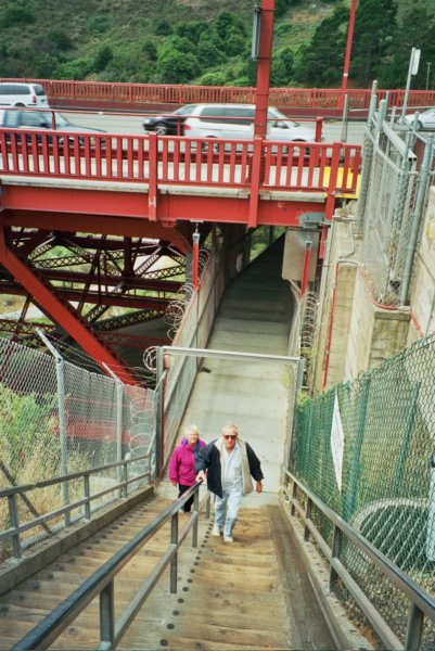 121 Al Vi climbing steps to Goldengate alviclimbingstepstogoldengate.jpg
