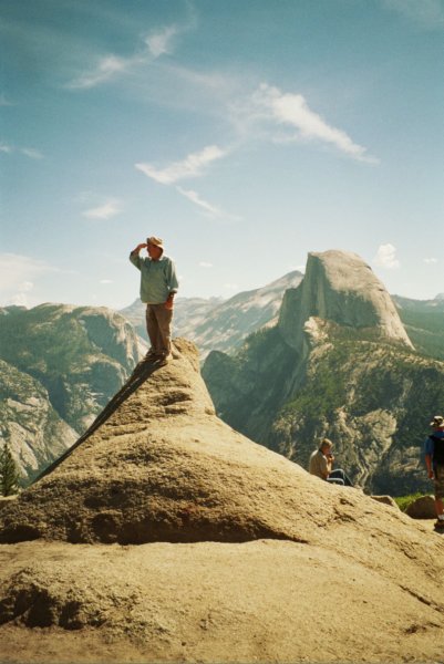 192 casey on rock caseyonrock.jpg