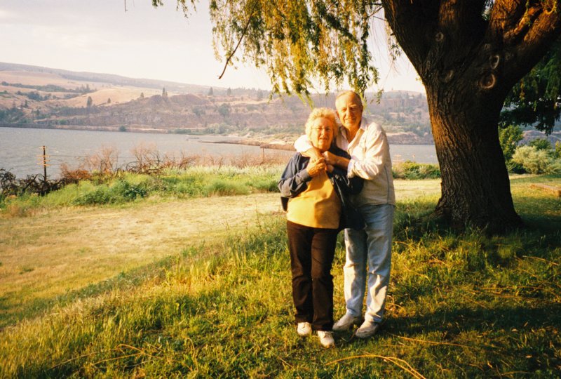 061 Vi Al by Columbia River Oregon vialbycolumbiariveroregon.jpg