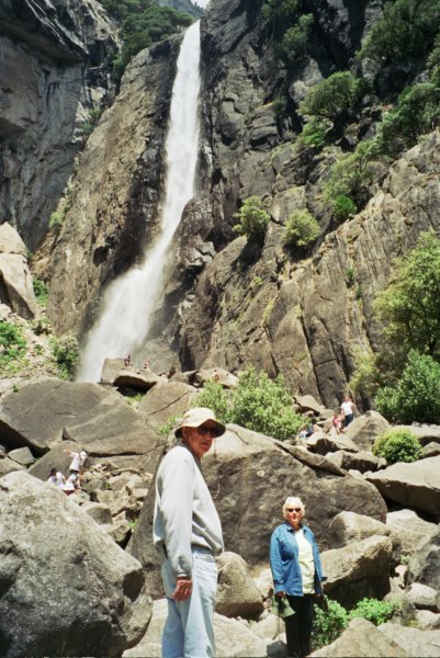 133 Vi&Al in front of Lower Falls vialinfrontoflowerfalls.jpg
