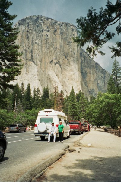 124 Vi and Al camper by cliff viandalcamperbycliff.jpg