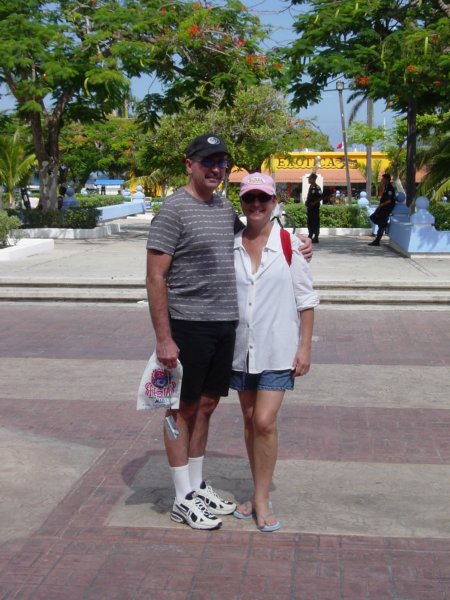 2005 Sep - Family Cruise Day 5 - Cozumel 00022 sepfamilycruiseday5cozumel00022.jpg