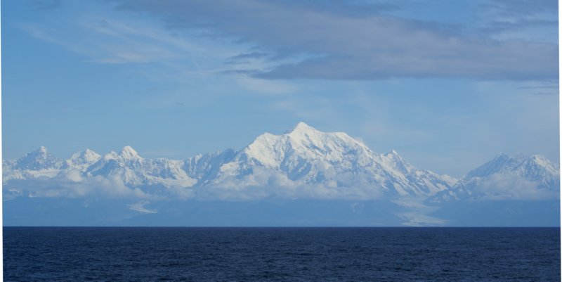 2006 Sep - Alaska Day 5 Tue - Cruising to & Hubbard Glacier 00003 sepalaskaday5tuecruisingtohubbardglacier00003.jpg