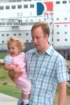 _kazlauskas_families_queen_mary_08835_small.jpg