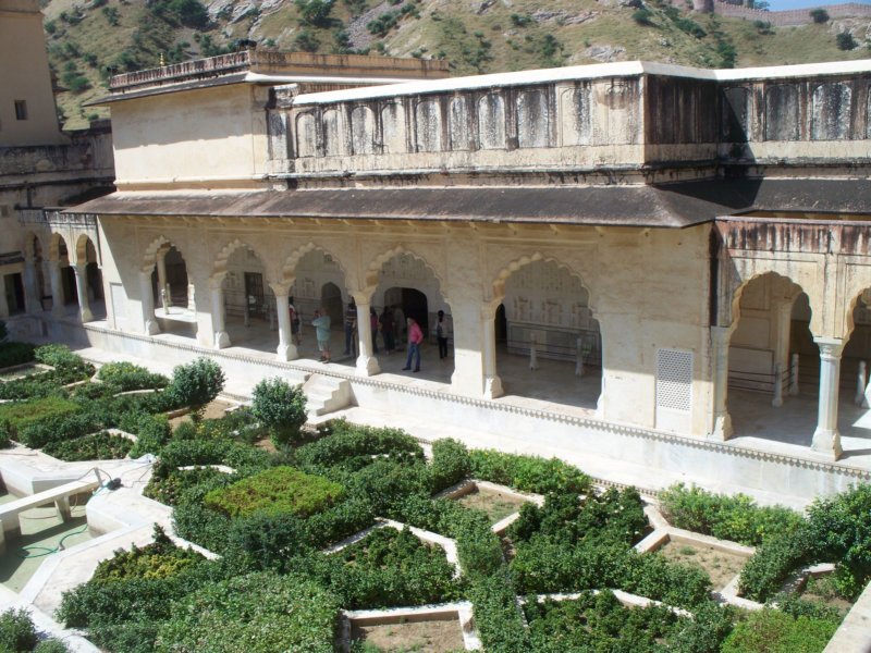 043 Amber Fort amberfort13.jpg