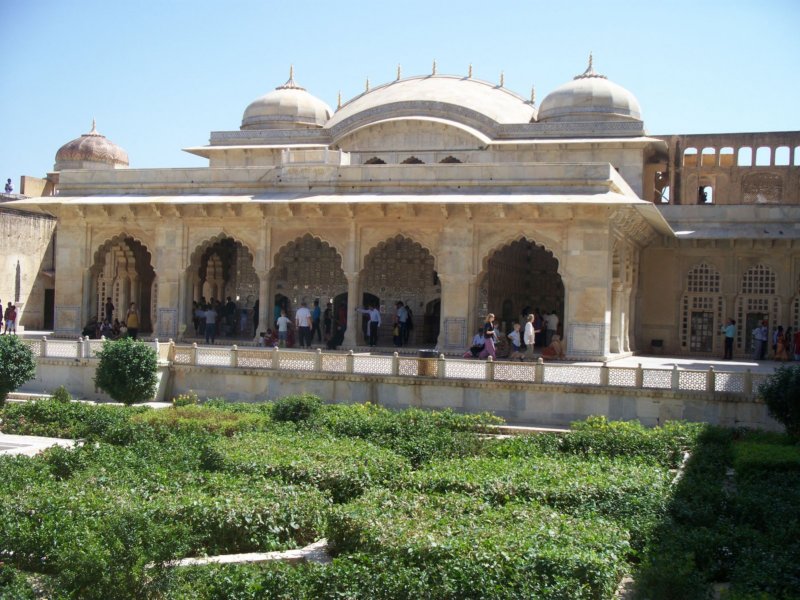 039 Amber Fort Garden amberfortgarden.jpg