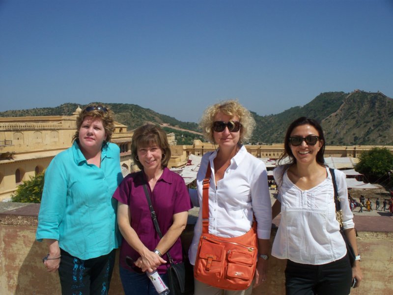 035 Girls at Amber Fort girlsatamberfort.jpg