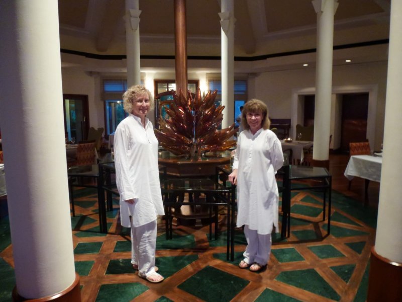 Suzanne-Nancy in Spa Attire6 suzannenancyinspaattire6.jpg