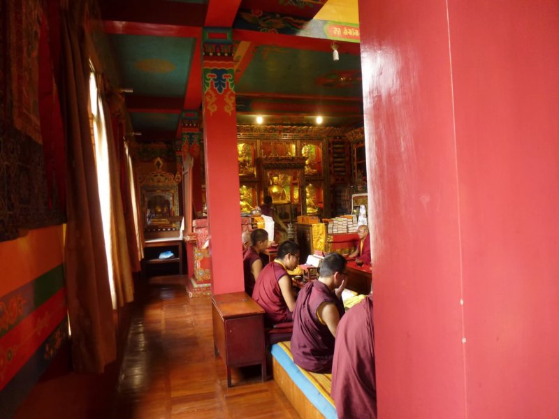 60-Buddhist Puja buddhistpuja4.jpg