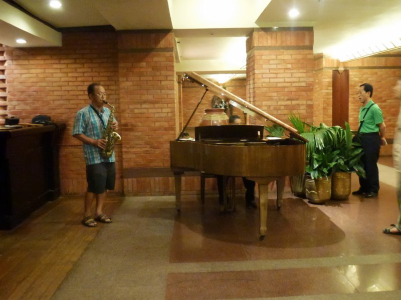 111-Korean Tourists at Hotel koreantouristsathotel4.jpg