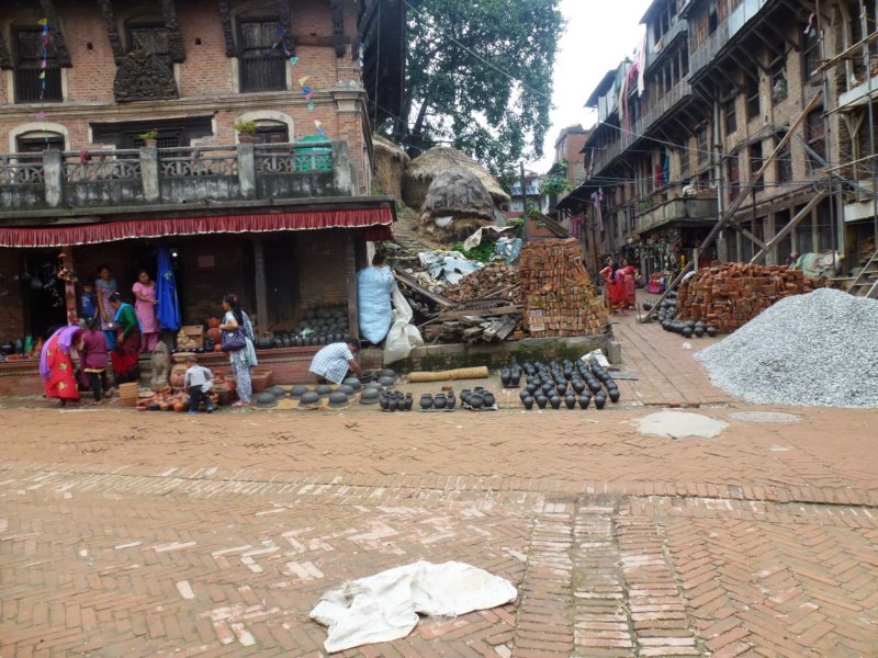 51-Clay Pots in Bhaktapur City claypotsinbhaktapurcity.jpg