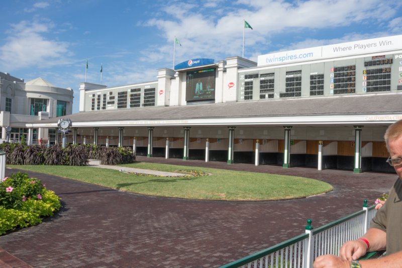 sep2014churchilldownshomeofthekentuckyderbylouisvillekydsc05472.jpg